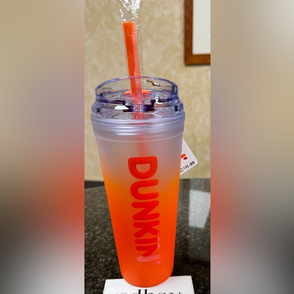 Dunkin' Summer 2024 Ombre Plastic Insulated 24oz Tumbler ORANGE - NWT